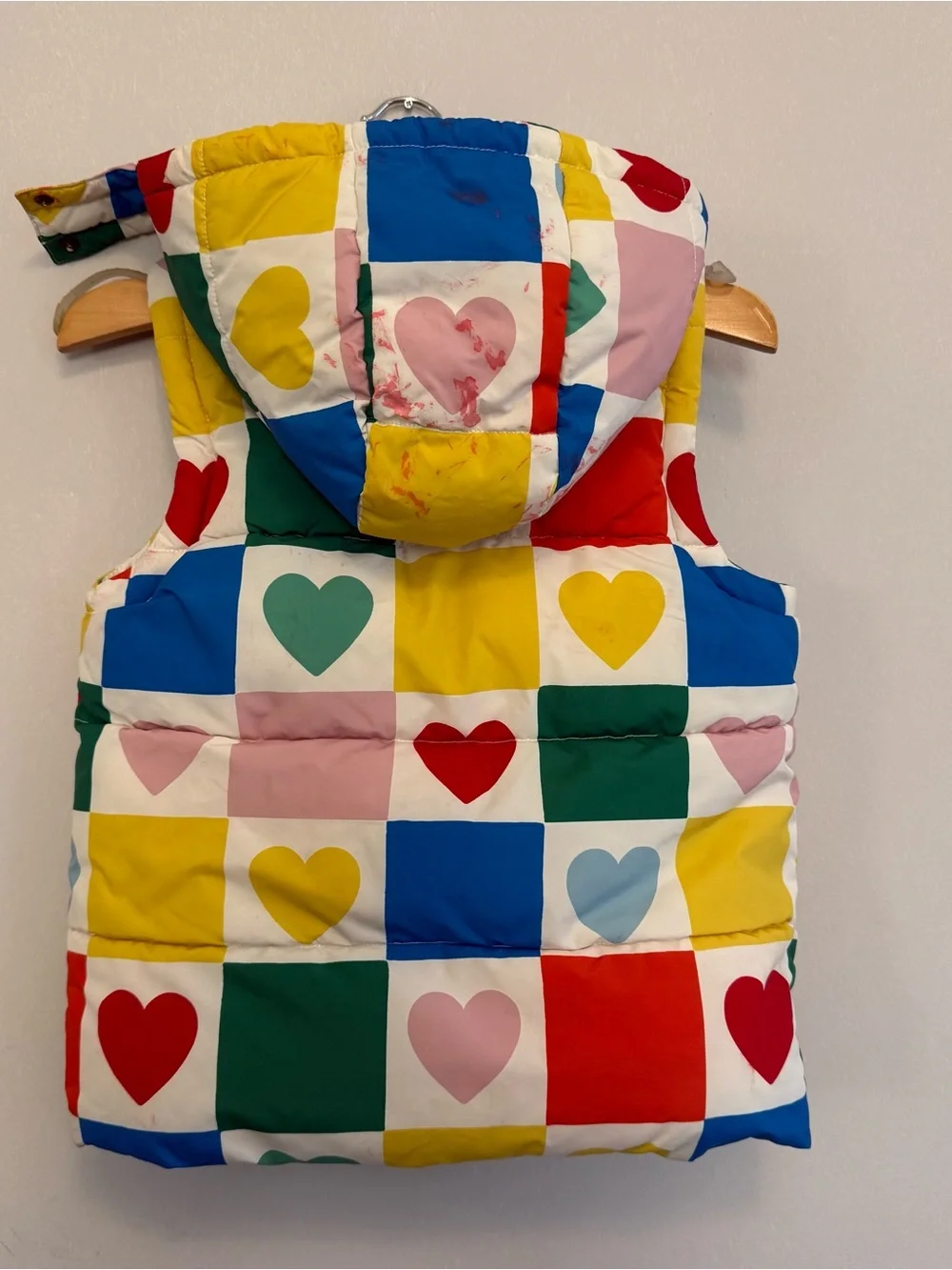 Cute Boden Girls Multicolor Heart Patchwork Hooded Puffer Vest little girl